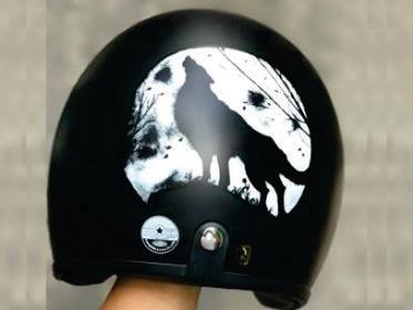 sơn vẽ nón bảo hiểm , vẽ nón bảo hiểm giá rẻ , nón bảo hiểm sói , nón bảo hiểm độc , nón bảo hiểm sói